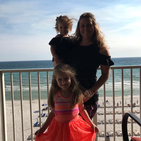 Meet your Posher, Abby - Picture 1 of 1